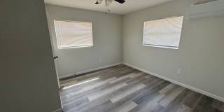 2402 S 20th Unit A - Downstairs unit Gallery 6