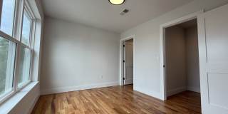 160 Main St Gallery 32