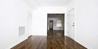 7254 S University Ave Gallery 27