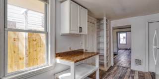 Newly Renovated 3 Bedroom, 1 Bathroom Townhouse Gallery 4