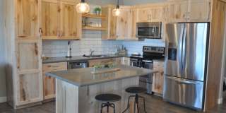 Efficiency Apartment Available for Rent! Gallery 39