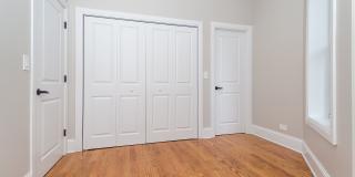 1840 N Saint Louis Avenue Gallery 15