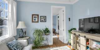 812 Claridge Drive Gallery 7
