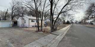 3 Bedroom 1 Bath Beautiful House with Fenced Yard & Garage Gallery 1