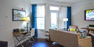 Vanguard Crossing Gallery 10