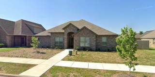 BEAUTIFUL HOME IN GREAT LOCATION! Gallery 1