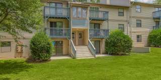 Edgewater Village Apartments Gallery 46