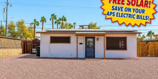 2743 S MESA AVE Gallery 1
