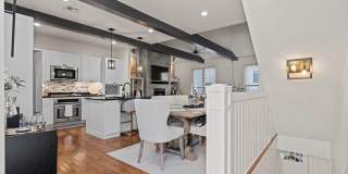 This luxurious townhouse on Cherry St. Gallery 15
