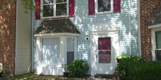Move in Ready 3 Bedroom Townhouse in Yorktown! Gallery 1