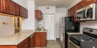 3710 N Sheffield Gallery 2