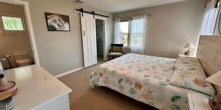 44 Warren Street Gallery 15