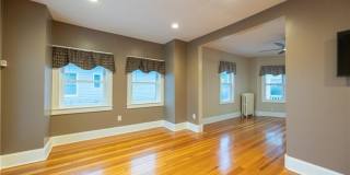 200 Woodward Avenue Gallery 18