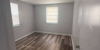 1305 W 6th St #1-4 Gallery 8