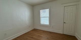 Cute 2 Bedroom, 1 Bathroom Cottage Gallery 24