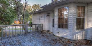Spanish Fort Duplex Side B 2/1 with Bonus Room Gallery 16