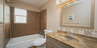 4613 N. 2nd Street Gallery 27