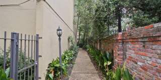 2255 St Charles Ave Gallery 13