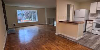 Beautifully Updated 4-Bedroom Home in Desirable Northeast Tacoma Beautifully Updated 4-Bedroom Home in Desirable Northeast Tacoma Gallery 10