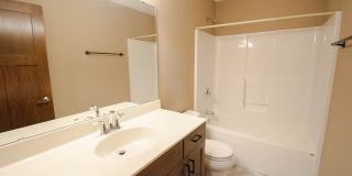 Beautiful and Spacious 4 Bedroom 3 Bath Available For Rent! Gallery 6