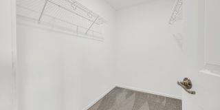 1537 Kraft Avenue Gallery 17