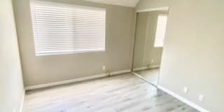 210 Garfield Gallery 15