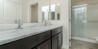 Oak Walk Gallery 101