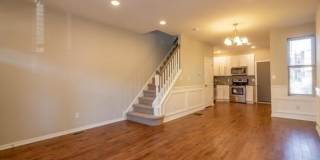 6241 N WOODSTOCK Street Gallery 1