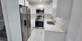 2771 Northwest 43rd Terrace Gallery 2