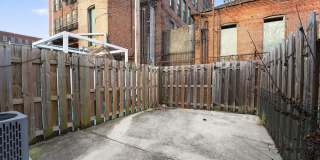 1602 LATROBE Street Gallery 3