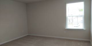 Beautiful, move in ready corner lot home located in the popular MillBridge Subdivision in Waxhaw! Gallery 15