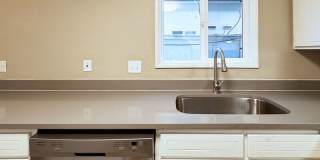 1117-B West 6th Avenue Gallery 12