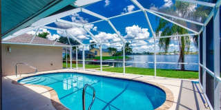 911 SW 3rd Avenue Gallery 1