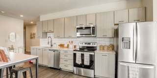 Azola South Tampa - Apartment & Townhome Gallery 11