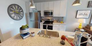 Student Housing - Luxe Belle Gallery 23