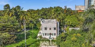 709 SW 4th Ct Gallery 1