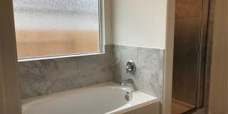 Conveniently Located 4 Bed / 2 Bath Hutto Home Gallery 11