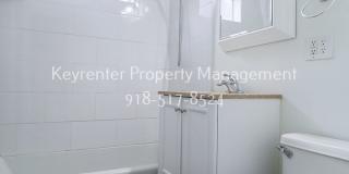 Beautiful Brookside duplex unit - NO PETS Gallery 16