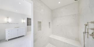 55 La Gorce Cir Gallery 23