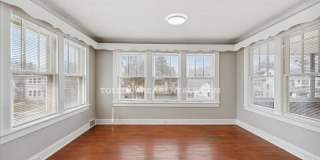 4138 N Lockwood Ave Upper Gallery 21