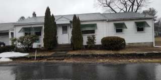 223 Howard Street Gallery 1