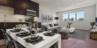 The Metropolitan at Larchmont Village Gallery 1