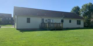 CONTRACT PENDING!! Lovely single family, brick rancher home with 3 beds/2.5 baths!! Gallery 7