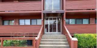 1521 S George Mason Drive Gallery 1