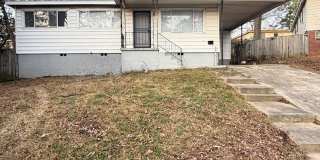 Beautiful Fully Remodeled 3-Bedroom, 1-Bathroom Home in Little Rock - Near UALR! Beautiful Fully Remodeled 3-Bedroom, 1-Bathroom Home in Little Rock - Near UALR! Gallery 1