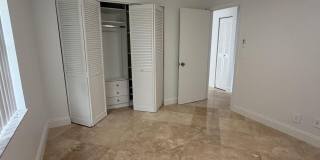 9209 Southampton Place Gallery 24