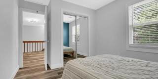 1143-1145 Roe Avenue Gallery 16