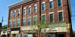 906 Penn Avenue Gallery 25