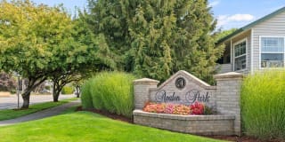 Avalon Park Gallery 14