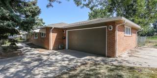 2408 Lake Drive Gallery 32